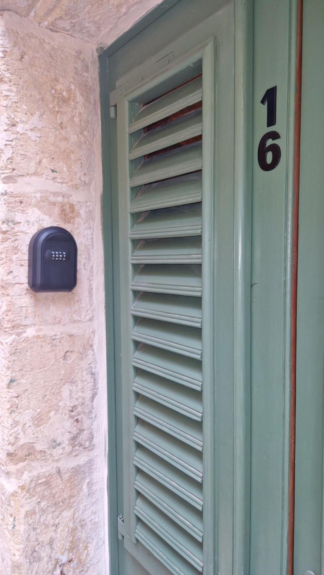 12 -16 , Pacifiku Scicluna Vittoriosa Exterior foto